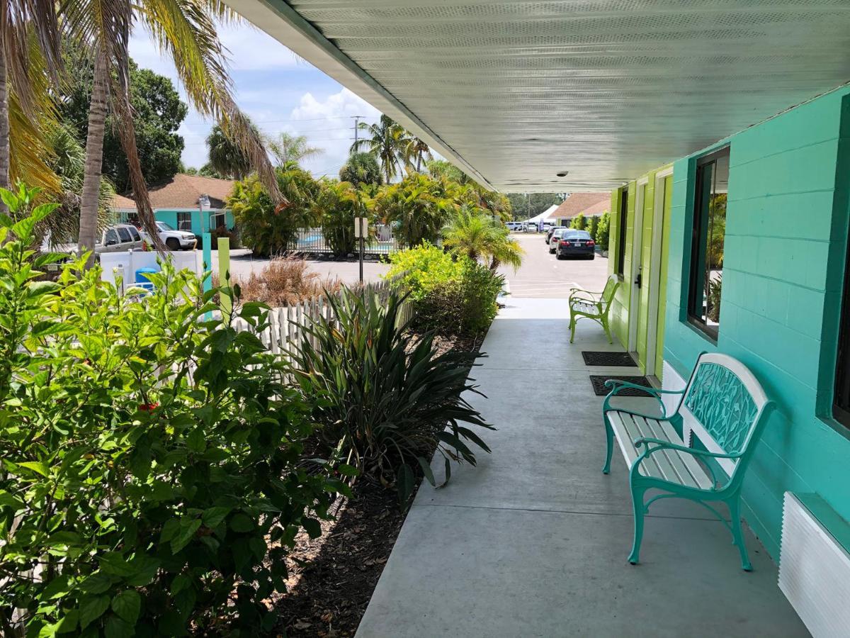 My Sarasota Getaway Inn Nokomis Exterior photo
